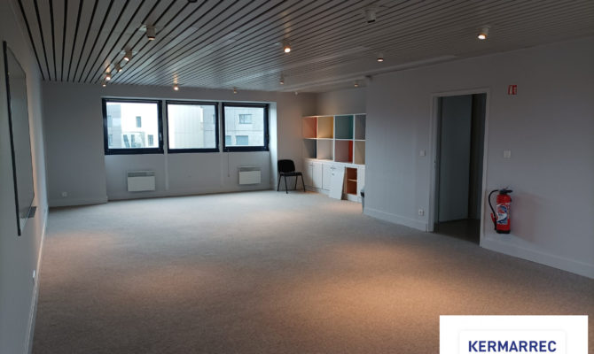 location Bureaux 79.00 m²