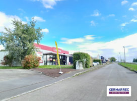 location Local d'activité 950.00 m² Melesse 35