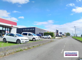 location Local d'activité 950.00 m² Melesse 35