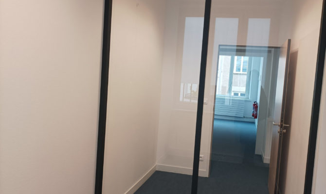 location Bureaux 150.00 m²