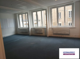 location Bureaux 150.00 m² Nantes 44