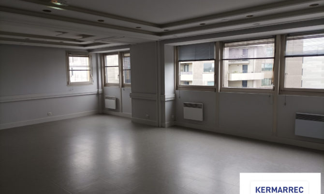 location Bureaux 105.00 m²