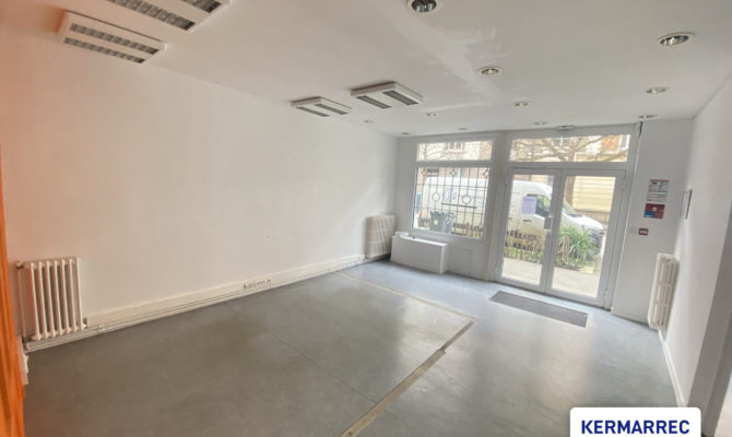 location Bureaux 76.00 m²